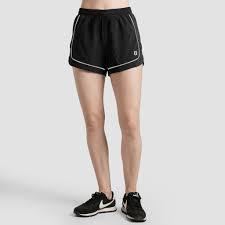 กางเกงขาสั้นสีพื้นสำหรับผู้หญิง เอวยางยืดแบบถัก ระบายอากาศได้ดี แห้งเร็ว เอวกลาง สีขาว สีดำ สีเทา ลดราคา - Product Image 5