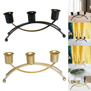 Candelabro Triple de Metal Dorado de Lujo, Centro de Mesa Decorativo Moderno, Portavelas Cónicas para Decoración del Hogar - Product Image 6