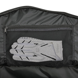 Mochila de Fútbol Negra Personalizada en Oferta, Ligera, Impermeable, Duradera, de Poliéster, para Almacenamiento de Equipo de Jugador - Product Image 5