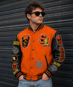 Veste universitaire personnalisée pour homme, veste bomber de baseball noire et orange avec broderie de crâne | Fabricant en gros OEM/ODM - Product Image 3