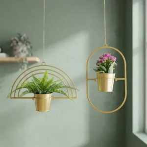 Pot de fleurs suspendu en métal doré avec des motifs d'arche et de cadre arc-en-ciel, support de pot de fleurs suspendu moderne pour plantes d'intérieur, contemporain - Product Image 5