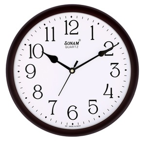 Horloge murale au design unique, style antique, silencieuse, à quartz, fonctionnant sur piles, pour la décoration de la maison et du salon, disponible à la vente - Product Image 4