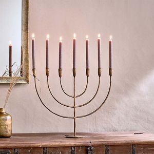 Candelabro de latón con cinco brazos para decoración del hogar, diseño duradero - Product Image 1