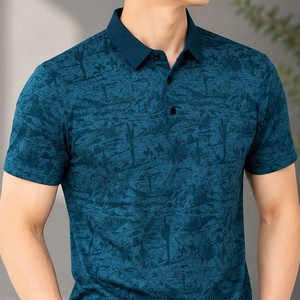 เสื้อโปโลพิมพ์ลายผู้ชาย สีเขียวอมฟ้า ผ้าฝ้ายเมอร์เซอไรซ์ แขนสั้น คอปกกอล์ฟ เสื้อลำลอง ผู้ผลิตเสื้อผ้า - Product Image 2