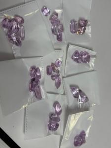 พลอยคุนไซต์ธรรมชาติทรงรีและทรงหยดน้ำสีม่วงขัดเงาสำหรับทำเครื่องประดับ - Product Image 4
