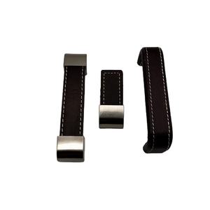 Poignées de porte en cuir de vachette poli imperméable fait main de qualité supérieure WildHide, style Love, pour meubles, cuisines, armoires - Product Image 1