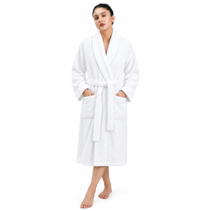 Peignoir de bain en coton biologique 100 % GOTS, 450 GSM, de luxe, pour hôtel et spa, doux et absorbant, pour l'hôtellerie (vente en gros) - Product Image 2