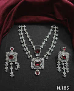 Collier de forme carrée en diamant américain double couche plaqué or avec boucles d'oreilles Parure de bijoux de mariage de luxe - Product Image 2