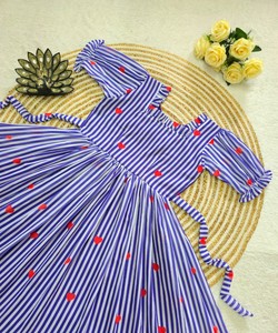 ชุดเดรสพิมพ์ลายแฟนซีมูล ชานเดรี แบบชิ้นเดียว สวมใส่ได้ทุกวัน ราคาขายส่ง เสื้อผ้าชาติพันธุ์ สีม่วง - Product Image 4