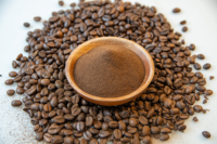 Kopi Instan Robusta Quicksoluble Vietnam OEM 20kg Kemasan Karton, Untuk Industri HORECA, Rendah Asam, Aroma Seimbang