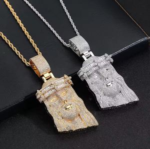 Colgante de Cabeza de Jesús Personalizado de Lujo con Engaste de Bisel, Nuevo Estilo, Chapado en Oro sobre Plata, con Zirconia de Gran Tamaño y Diseño Iced Out - Product Image 6