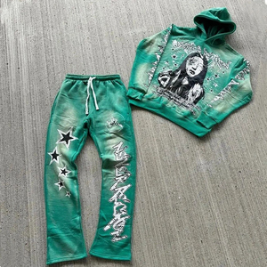Ensemble de survêtement personnalisé délavé à l'acide, coupe évasée, épais, avec impression sérigraphiée, comprenant un sweat à capuche et un pantalon de survêtement effet vieilli - Product Image 3