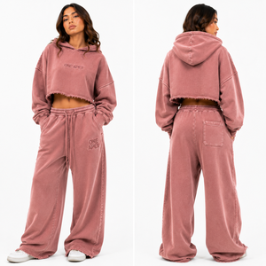 Ensemble de survêtement ONE APEX pour femme, coupe courte, effet délavé et usé, couleur rose poudré, en molleton épais, pantalon large, 100% coton - Product Image 2