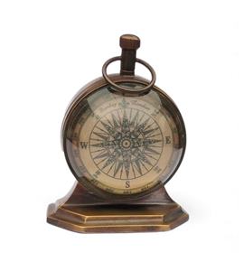 Reloj de Mesa de Cuarzo de Latón Estilo Victoriano, Reloj Retro con Números Romanos para Decoración de Oficina o Dormitorio - Product Image 5