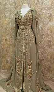 Élégant Modeste Femme Longueur Sol Caftan Arabe Abaya avec Bouton Décor Taille Naturelle Fantaisie Jalabiya Robe Style Musulman - Product Image 2