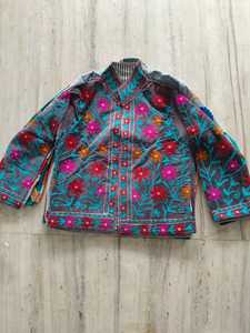 Veste ethnique en velours brodée Suzani pour femme, faite à la main, motif floral, style bohème, manteau d'hiver, vêtement d'extérieur brodé à la main par un artisan indien, fournisseur - Product Image 3