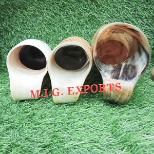 Mug authentique fait main en corne de vache viking, gobelet naturel en corne de bœuf pour bière, ale et hydromel. Écologique, vintage, médiéval. - Product Image 3