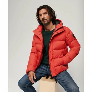 Chaqueta Acolchada Verde Oliva para Hombre con Capucha, Cierre de Cremallera, Resistente al Viento, Informal de Invierno, Relleno Grueso de Fibra de Poliéster - Product Image 3