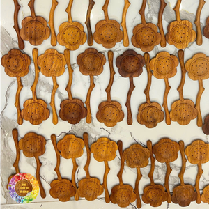 Colador de Poción Floral, Cuchara de Madera con Diseño de Girasol, Cuchara Perforada para Venta B2B - Caryln - Product Image 1