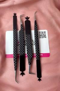 แหนบปลายแหลมไฟเบอร์สีดำเคลือบกันลื่น ขนาด 45 ซม. แบบยาว 90 องศา ดีไซน์แบบ Crown Cutout ทำจากสแตนเลส - Product Image 3