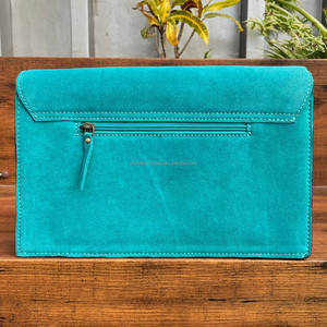 2025 luxe femmes personnalisé fabriqué à la main en cuir suédé sac à bandoulière véritable outillé à la main point de botte détaillé rabat sac à bandoulière - Product Image 5