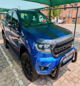 รถกระบะ Ford Ranger Wildtrak 2.0 Bi-Turbo 4x4 ออโต้ ปี 2022 สภาพดีเยี่ยม แบบดับเบิ้ลแค็บ สำหรับขับขี่ออฟโรด เกียร์อัตโนมัติ แรงบิดสูง ทนทาน เหมาะสำหรับการผจญภัย - Product Image 1