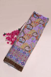 Tissu en crêpe naturel violet lavande à imprimé floral Buta avec bordure ornementale épaisse pour la confection de robes Kurti de créateur - Product Image 5