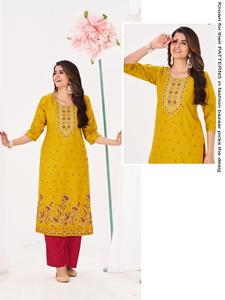 Conjunto de Kurti de Rayón Bordado con Dupatta Jacquard, Colección de Ropa India y Pakistaní Hecha a Mano - Product Image 3