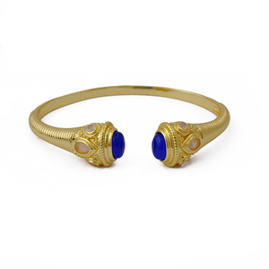 กำไลข้อมือแบบปรับได้ประดับหยกสีน้ำเงินและแคลซิโดนีสีชมพู ชุบทอง 18K งานแฮนด์เมด เครื่องประดับคลาสสิก ของขวัญสำหรับเธอ - Product Image 2