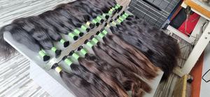 Extensiones de Cabello Sintético Ondulado y Rizado, Color Negro, de Vietnam, de la Mejor Calidad, Muy Cómodas para la Oficina, Fiestas y la Vida Diaria - Product Image 2