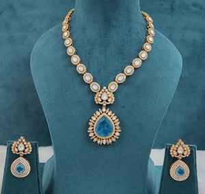 Conjunto de Collar y Pendientes de Piedra Doble de Moissanita Polki de Calidad Premium, Perfecto para Bodas, Compromisos, Fiestas y Trajes Étnicos - Product Image 3