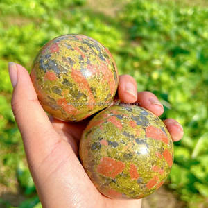 Sphère de cristal polie en unakite naturelle, pierre de guérison - Product Image 3