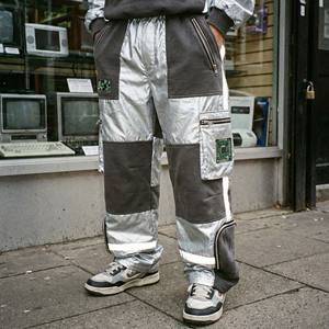 Pantalones Deportivos Holgados para Hombre, de Algodón y Lana, con Parches Metálicos Plateados, Formales, Transpirables y Ecológicos - Product Image 1