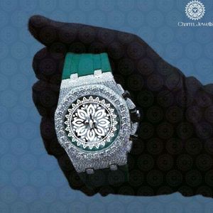 Montre de luxe pour homme Charm Jewels, boîtier en acier inoxydable de 40 mm, verre saphir, mouvement mécanique analogique, date automatique, bracelet en silicone vert - Product Image 1