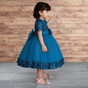 Vestido de Lentejuelas de Primera Calidad para Niña, Diseño Personalizado, Terciopelo de Lujo con Bordado y Lazo, Vestido de Fiesta de Cumpleaños, Boda, Evento Formal - Product Image 4
