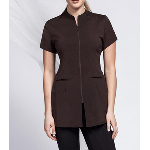 Uniforme de Barbería/Salón, Túnica Unisex de Algodón de Alta Calidad, Colores y Tallas Personalizables para Hoteles y Salones - Product Image 4