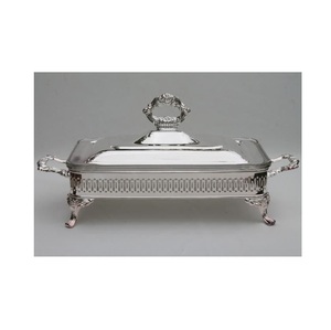Plat à réchaud en métal raffiné, conçu pour maintenir les standards de service alimentaire avec une qualité fiable et une fiabilité quotidienne. - Product Image 1