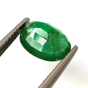 <b>Beautiful</b> Ring Size Natural Emerald Oval Cut 6.6X8.7X3.6 mm Green Zambian Emerald Faceted Loose Gemstone 1.35 Carat For Jewelry - Product Image 5