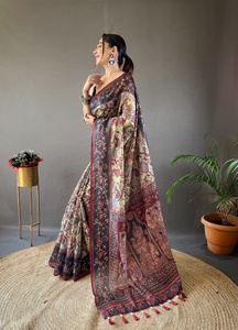 Sari en soie extensible de créateur pour tenue de soirée - Product Image 1