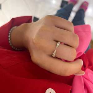 แหวนทองคำแท้ 14k เงินแท้ 925 แบบเปิดประดับเพชรแล็บโกรว์ 0.30 กะรัต ฝังแบบ Pave Claw Setting สำหรับใส่ทุกวัน สามารถสวมซ้อนกันได้ ราคาเครื่องประดับ - Product Image 4