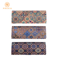 Étui à lunettes de soleil en liège de style bohème, pochette à lunettes vintage à motif floral, étui de protection pour lunettes pour un usage quotidien, les voyages et les activités de plein air
