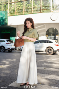 Blusa Elegante para Mujer, Color Oliva, Cierre Frontal con Cremallera, Estilo Oficina, Casual de Negocios, Cómoda, Tipo Croptop, ODM OEM LEX - Product Image 2