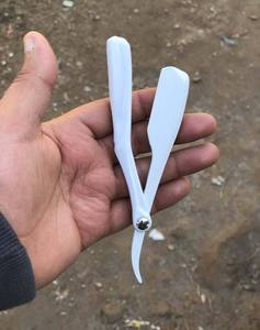 มีดโกนโลหะคุณภาพสูงจากโรงงาน ใบมีดมาตรฐาน ด้ามจับพลาสติก มีดโกนสำหรับช่างตัดผมมืออาชีพ ANAAIF - Product Image 5