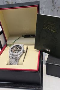 Montre de luxe entièrement sertie de diamants Moissanite VVS – Bijoux Hip-hop et autres bijoux - Product Image 4