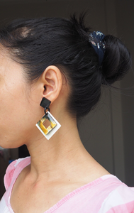 Boucles d'oreilles longues en corne, écologiques, faites à la main, artisanales modernes, bijoux naturels, par Perfect Enterprises - Product Image 3