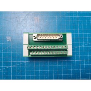 Módulo de Interfaz D-SUB PHOENIX CONTACT UM 45-D 25SUB/S Usado Como Es, Piezas de Equipos Semiconductores Legados - Product Image 4