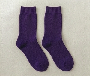Calcetines de Mujer, Color Morado Sólido, Tejidos, para Uso Diario, Longitud Estándar, Estilo Regular - Product Image 1