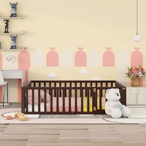 Letto a pavimento in legno per bambini, misura Queen, in noce con recinzione e porta - WF289663AAL - Product Image 2