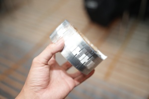 Inlay RFID UHF tamaño 42x16mm chip 7U Hecho en Vietnam 860-960 MHz Inlay RFID UHF Personalizable para seguimiento de activos - Product Image 2