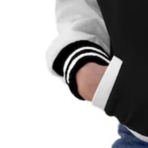 เสื้อแจ็คเก็ตบอมเบอร์แบบ Letterman Varsity คุณภาพสูง ปักลายเชนิลล์ตามสั่ง ตัวเสื้อทำจากผ้าขนสัตว์ แขนเสื้อทำจากหนัง สำหรับผู้ชาย - Product Image 5